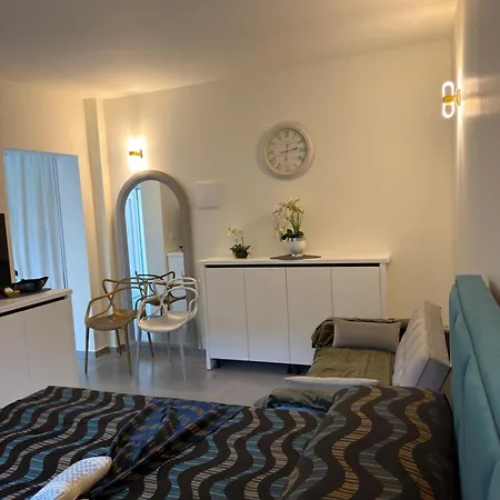 아파트 Oasis Living 1 Durrës